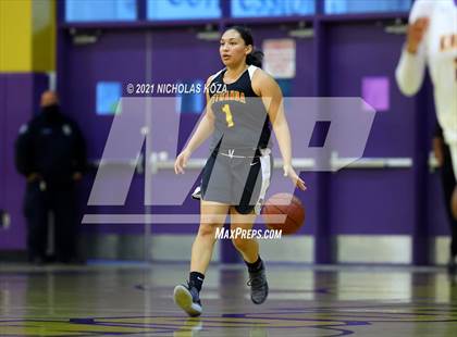 Thumbnail 1 in Etiwanda vs. Lynwood (CIF-SS Open Playoff) photogallery.