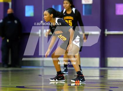 Thumbnail 3 in Etiwanda vs. Lynwood (CIF-SS Open Playoff) photogallery.
