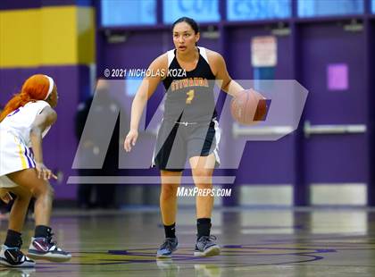 Thumbnail 3 in Etiwanda vs. Lynwood (CIF-SS Open Playoff) photogallery.