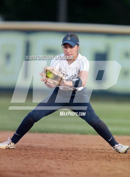 Thumbnail 1 in Trinity vs Keller photogallery.