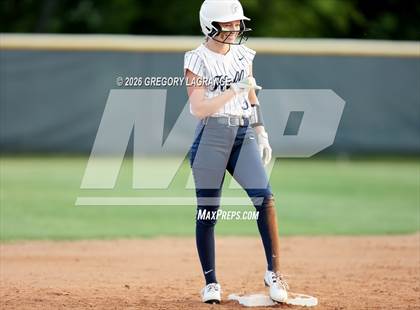 Thumbnail 3 in Trinity vs Keller photogallery.
