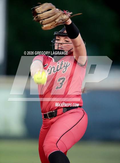 Thumbnail 3 in Trinity vs Keller photogallery.