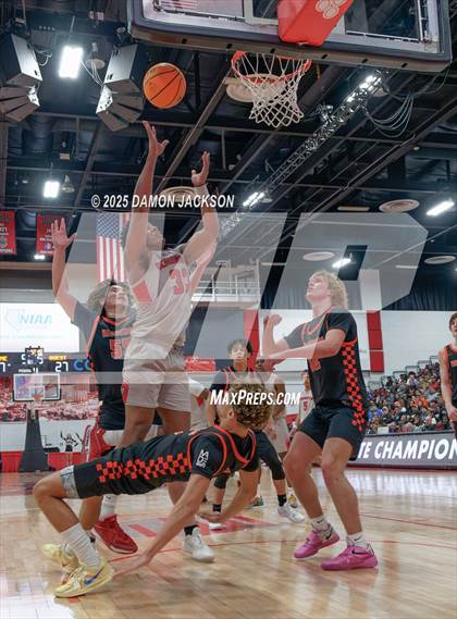 Thumbnail 3 in Mater Academy East Las Vegas vs Fernley (2025 NIAA 3A State Championship) photogallery.