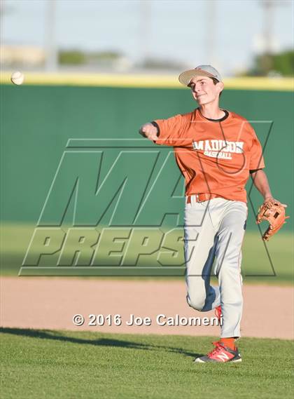 Thumbnail 2 in Roosevelt [Theodore] vs Madison (Blossom Athletic Complex) photogallery.