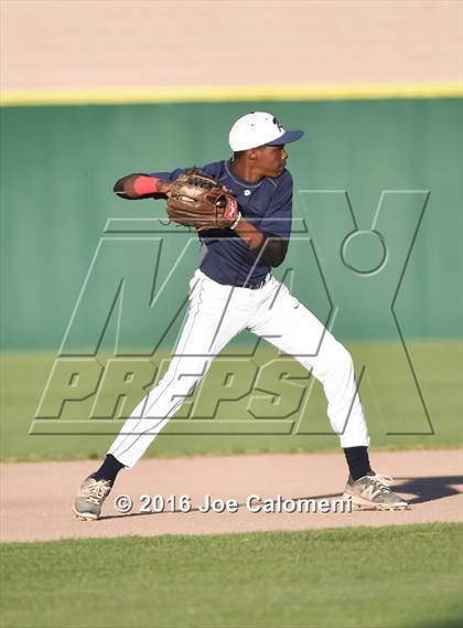 Thumbnail 3 in Roosevelt [Theodore] vs Madison (Blossom Athletic Complex) photogallery.