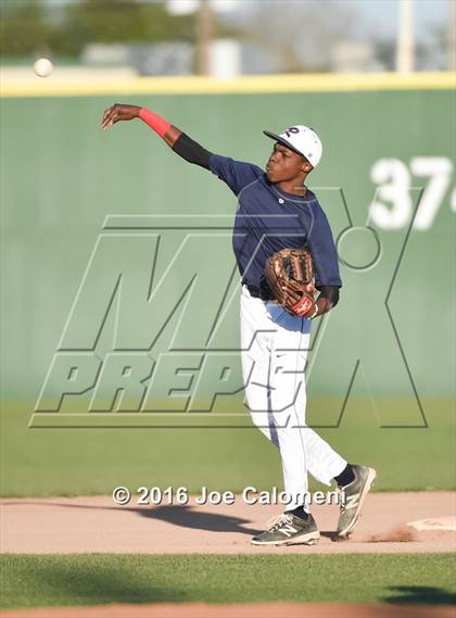 Thumbnail 3 in Roosevelt [Theodore] vs Madison (Blossom Athletic Complex) photogallery.
