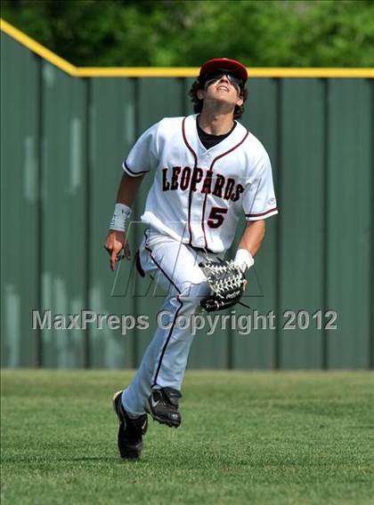 Thumbnail 3 in West @ Lovejoy photogallery.