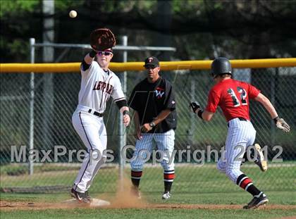 Thumbnail 3 in West @ Lovejoy photogallery.