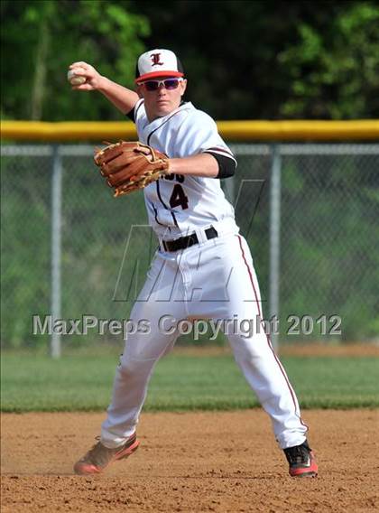 Thumbnail 3 in West @ Lovejoy photogallery.