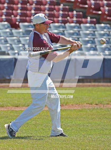 Thumbnail 2 in Killingly @ East Lyme (ECC Semifinal) photogallery.