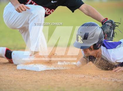 Thumbnail 2 in South Beauregard vs. Many photogallery.
