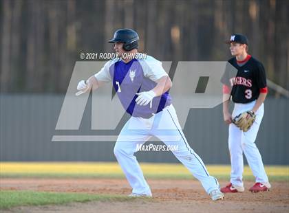 Thumbnail 2 in South Beauregard vs. Many photogallery.