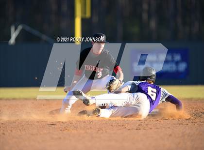 Thumbnail 1 in South Beauregard vs. Many photogallery.