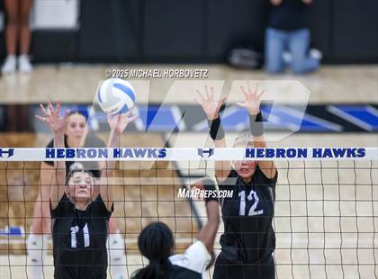 Thumbnail 3 in Plano East vs. Byron Nelson (UIL 6 D1 Regional Final) photogallery.