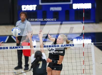 Thumbnail 1 in Plano East vs. Byron Nelson (UIL 6 D1 Regional Final) photogallery.