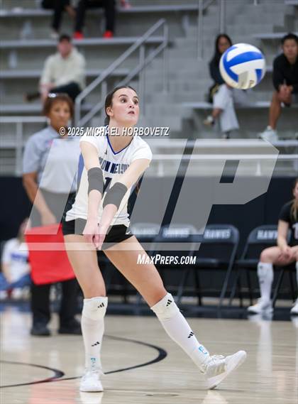 Thumbnail 2 in Plano East vs. Byron Nelson (UIL 6 D1 Regional Final) photogallery.