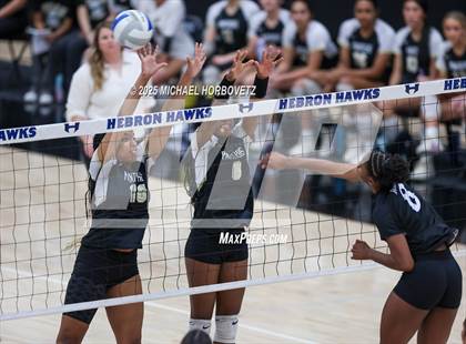 Thumbnail 3 in Plano East vs. Byron Nelson (UIL 6 D1 Regional Final) photogallery.
