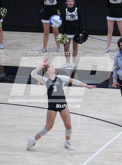 Thumbnail 2 in Plano East vs. Byron Nelson (UIL 6 D1 Regional Final) photogallery.
