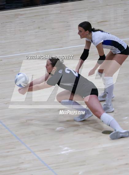 Thumbnail 1 in Plano East vs. Byron Nelson (UIL 6 D1 Regional Final) photogallery.