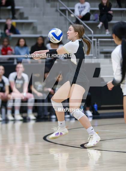 Thumbnail 3 in Plano East vs. Byron Nelson (UIL 6 D1 Regional Final) photogallery.