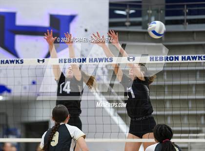 Thumbnail 3 in Plano East vs. Byron Nelson (UIL 6 D1 Regional Final) photogallery.