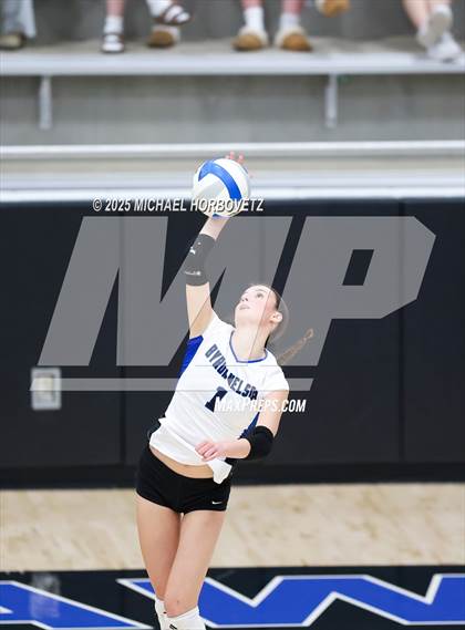 Thumbnail 3 in Plano East vs. Byron Nelson (UIL 6 D1 Regional Final) photogallery.