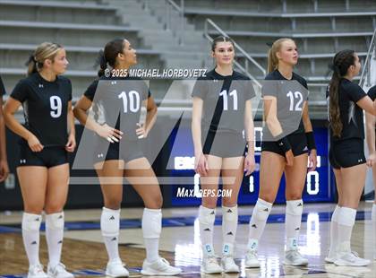 Thumbnail 1 in Plano East vs. Byron Nelson (UIL 6 D1 Regional Final) photogallery.