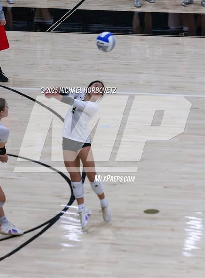 Thumbnail 2 in Plano East vs. Byron Nelson (UIL 6 D1 Regional Final) photogallery.