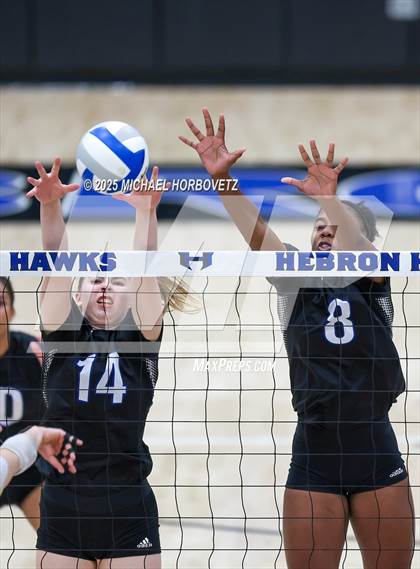 Thumbnail 1 in Plano East vs. Byron Nelson (UIL 6 D1 Regional Final) photogallery.