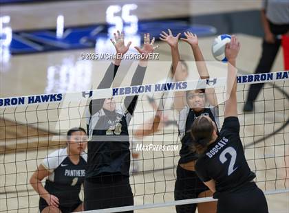 Thumbnail 2 in Plano East vs. Byron Nelson (UIL 6 D1 Regional Final) photogallery.