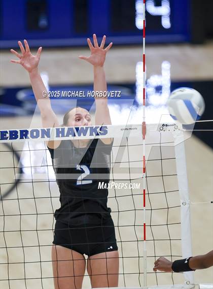Thumbnail 2 in Plano East vs. Byron Nelson (UIL 6 D1 Regional Final) photogallery.