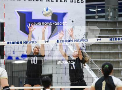 Thumbnail 1 in Plano East vs. Byron Nelson (UIL 6 D1 Regional Final) photogallery.