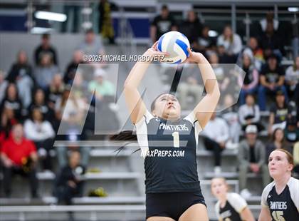 Thumbnail 1 in Plano East vs. Byron Nelson (UIL 6 D1 Regional Final) photogallery.