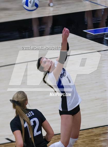 Thumbnail 3 in Plano East vs. Byron Nelson (UIL 6 D1 Regional Final) photogallery.