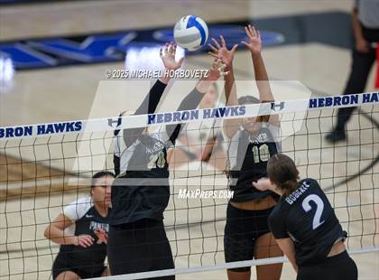 Thumbnail 3 in Plano East vs. Byron Nelson (UIL 6 D1 Regional Final) photogallery.