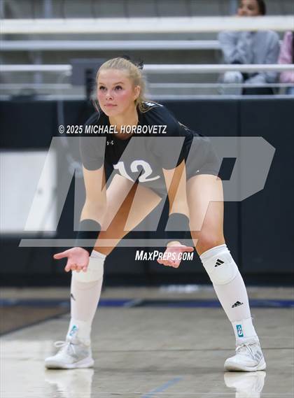 Thumbnail 1 in Plano East vs. Byron Nelson (UIL 6 D1 Regional Final) photogallery.