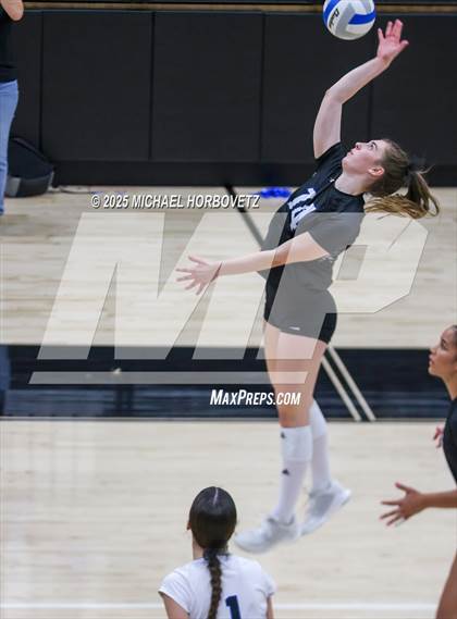 Thumbnail 3 in Plano East vs. Byron Nelson (UIL 6 D1 Regional Final) photogallery.