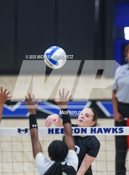 Thumbnail 2 in Plano East vs. Byron Nelson (UIL 6 D1 Regional Final) photogallery.