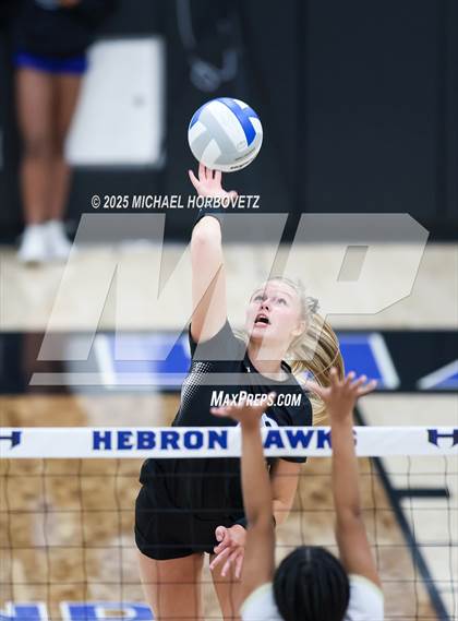 Thumbnail 3 in Plano East vs. Byron Nelson (UIL 6 D1 Regional Final) photogallery.