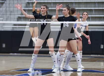 Thumbnail 2 in Plano East vs. Byron Nelson (UIL 6 D1 Regional Final) photogallery.
