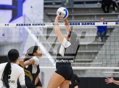 Thumbnail 2 in Plano East vs. Byron Nelson (UIL 6 D1 Regional Final) photogallery.