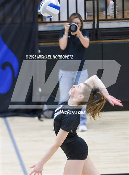 Thumbnail 1 in Plano East vs. Byron Nelson (UIL 6 D1 Regional Final) photogallery.