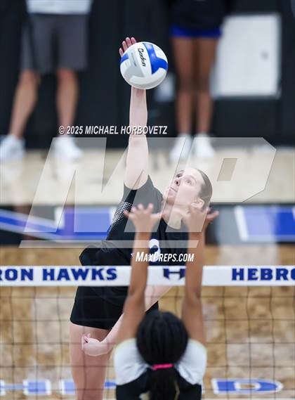 Thumbnail 2 in Plano East vs. Byron Nelson (UIL 6 D1 Regional Final) photogallery.