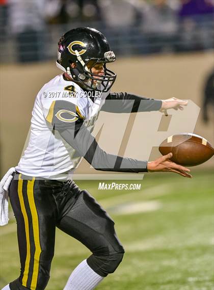 Thumbnail 1 in Mart vs. Crawford (UIL 2A D1 Quarterfinal) photogallery.