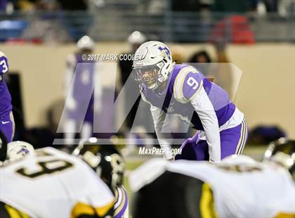 Thumbnail 2 in Mart vs. Crawford (UIL 2A D1 Quarterfinal) photogallery.