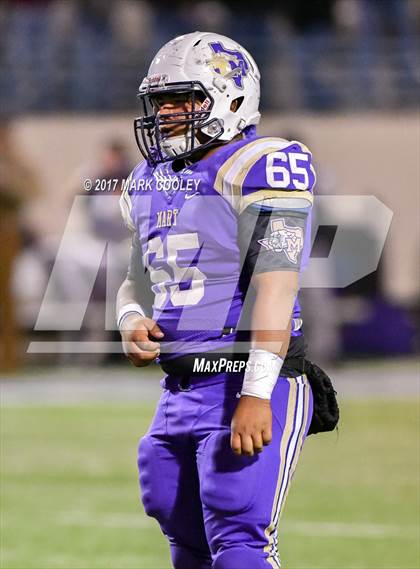 Thumbnail 2 in Mart vs. Crawford (UIL 2A D1 Quarterfinal) photogallery.