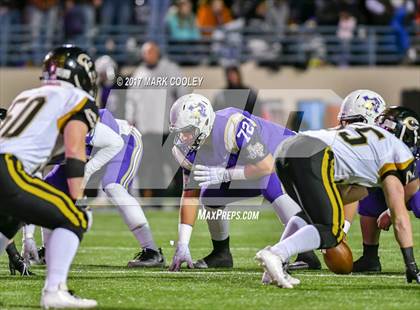 Thumbnail 1 in Mart vs. Crawford (UIL 2A D1 Quarterfinal) photogallery.