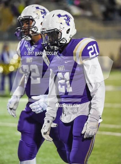 Thumbnail 2 in Mart vs. Crawford (UIL 2A D1 Quarterfinal) photogallery.