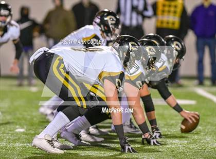 Thumbnail 3 in Mart vs. Crawford (UIL 2A D1 Quarterfinal) photogallery.