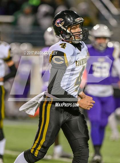 Thumbnail 2 in Mart vs. Crawford (UIL 2A D1 Quarterfinal) photogallery.